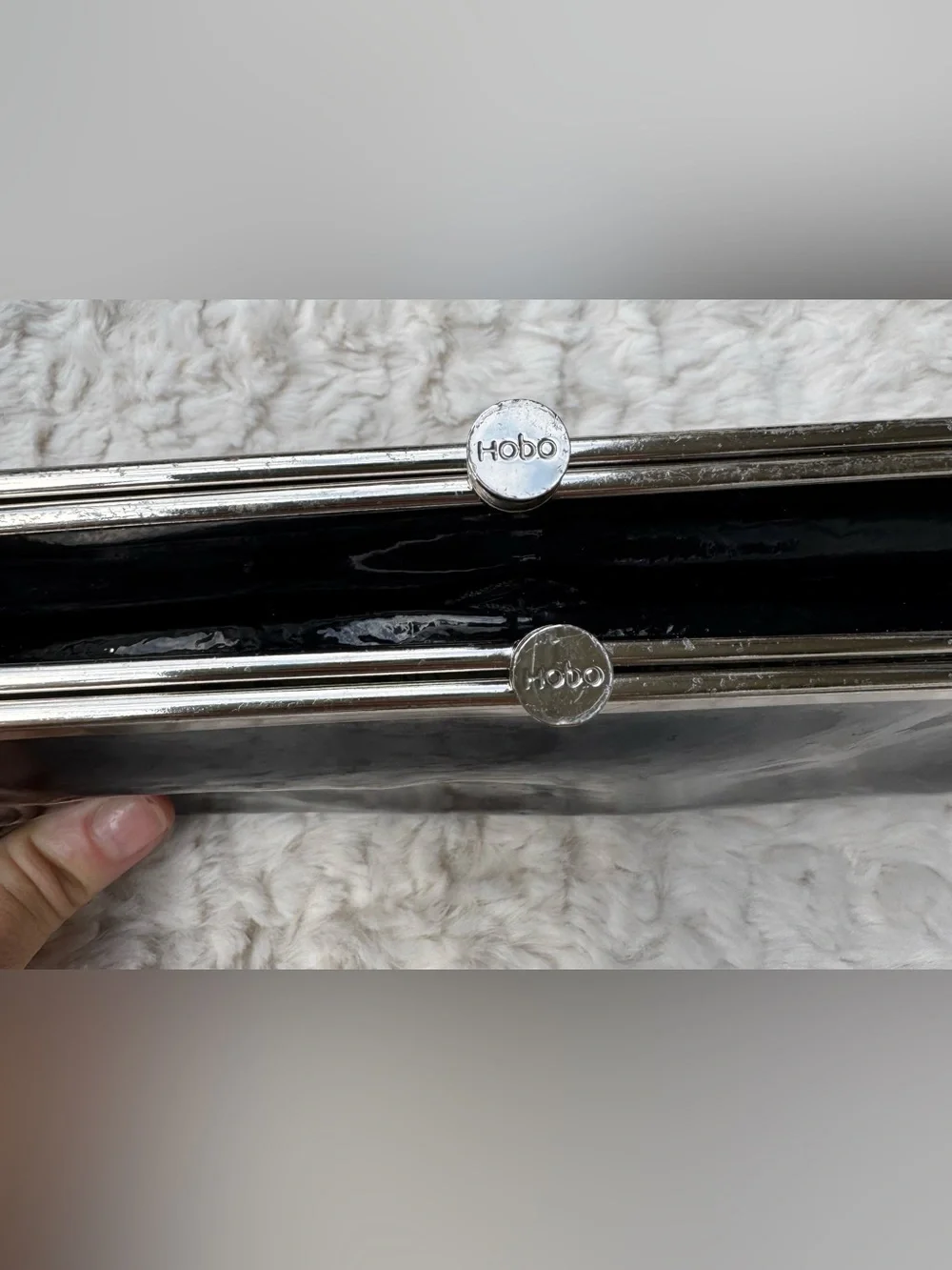 HOBO Lauren Clutch-Wallet in Black Patent/Polished leather